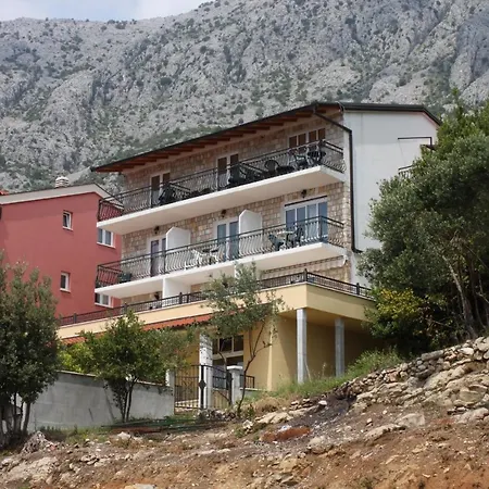 Appartement With A Parking Space Zivogosce - Porat, Makarska - 6700 Igrane