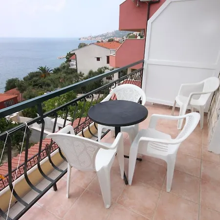 With A Parking Space Zivogosce - Porat, Makarska - 6700 Appartement