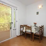 Apartmán With Parking Space Zivogosce - Porat, Makarska - 6700 Igrane